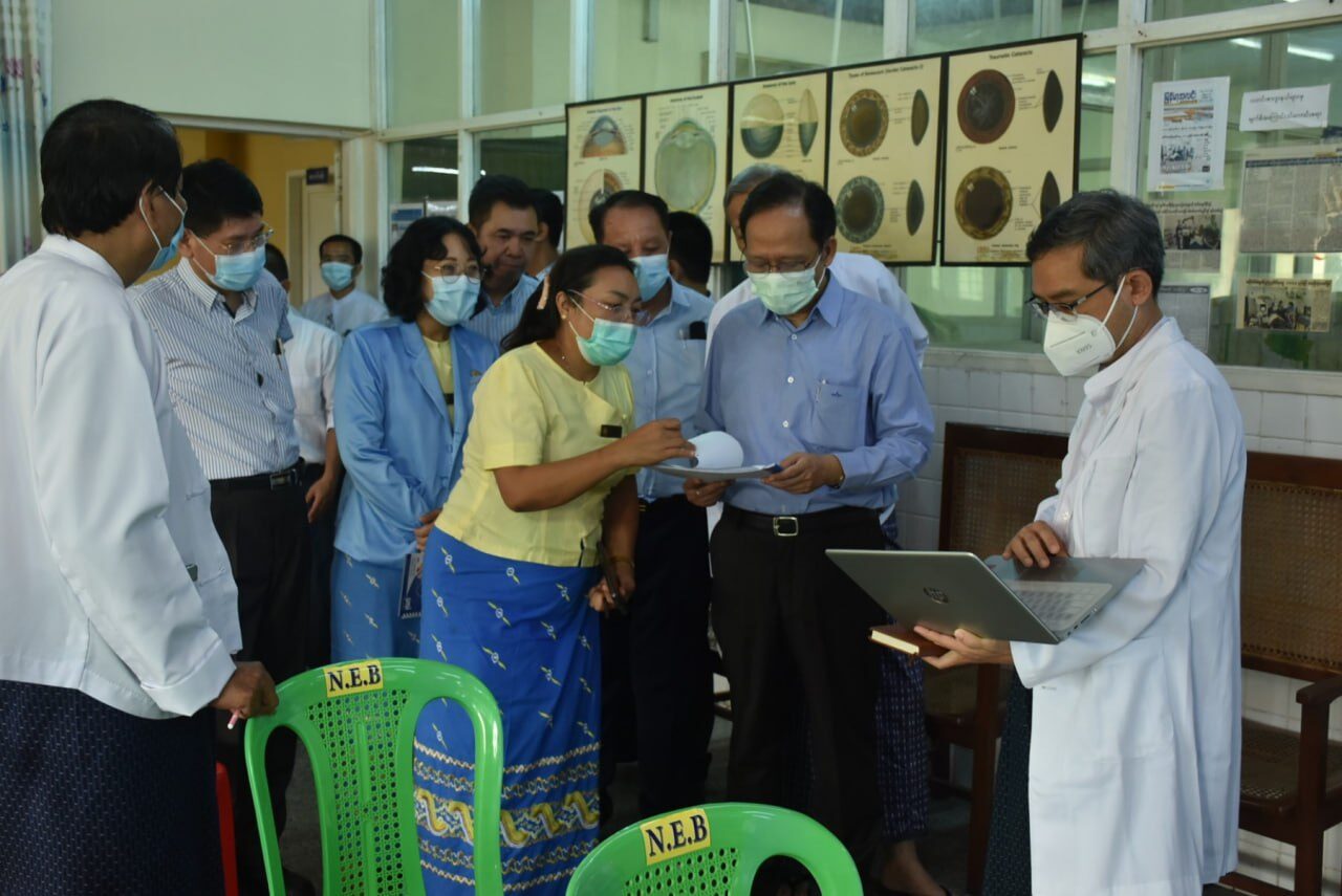 ပြည်ထောင်စုဝန်ကြီး ပါမောက္ခဒေါက်တာသက်ခိုင်ဝင်း ရန်ကုန်မြို့ရှိ ပြည်သူ့ဆေးရုံကြီးများ ကြည့်ရှုစစ်ဆေးကာ လိုအပ်ချက်များ ဖြည့်ဆည်းဆောင်ရွက်